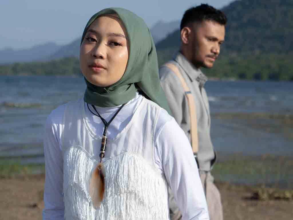 Ruang Senja Bahas Generasi Sandwich di Single Jangan Jadikanku Seluruh Duniamu (JJSD)